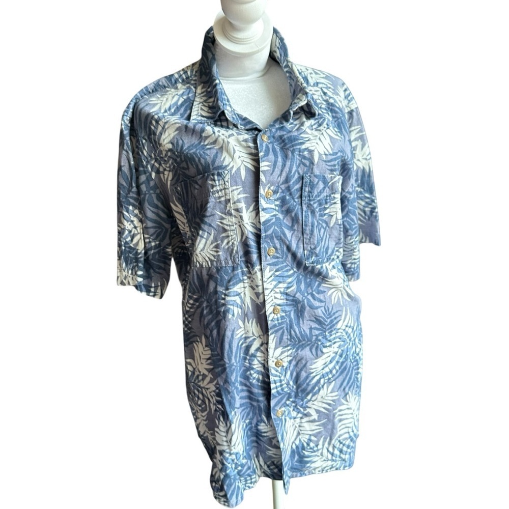 Eddie Bauer Blue and White Leaf Print Men's Shirt